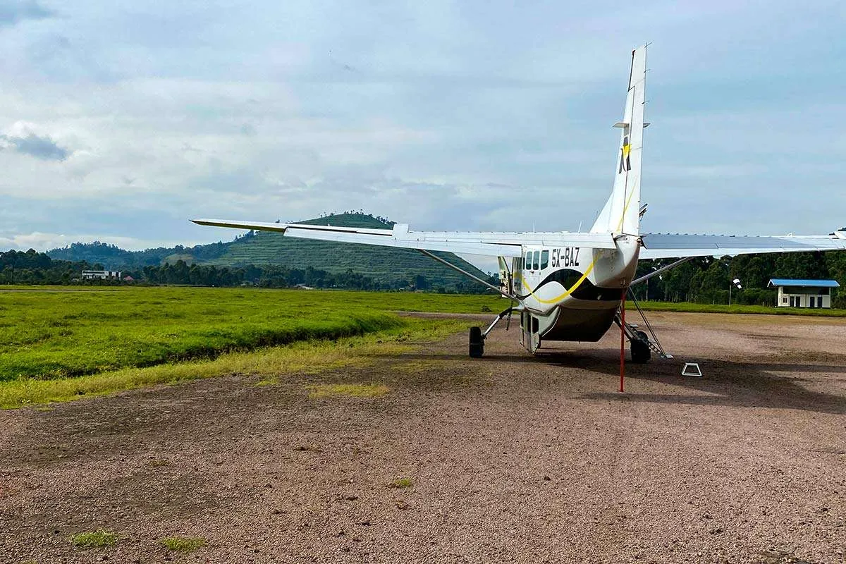 fly-in-safaris-uganda