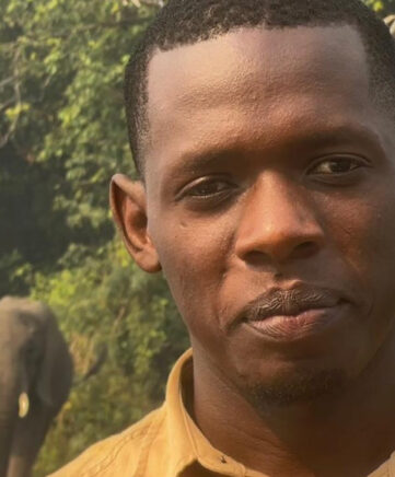 herbert-guide-uganda-gorilla-tours herbert-guide-uganda-gorilla-tours