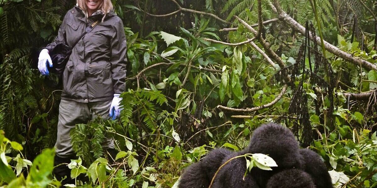 what-wear-gorilla-trekking gorilla trekking - what to pack